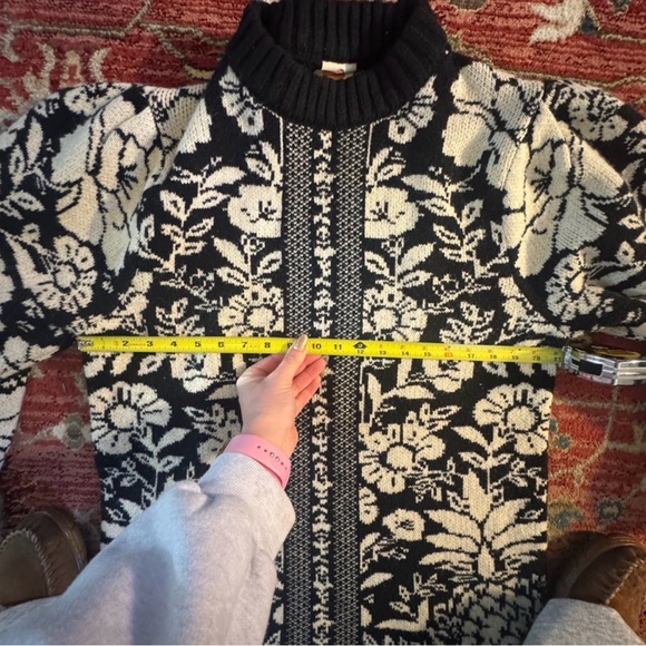 FARM Rio Black Pineapple Garden Mini Sweater Dress Tunic Floral Knit Size L EUC - Picture 5 of 6